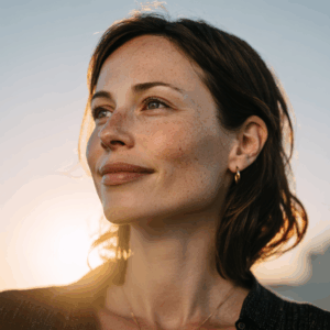 portrait of a confident woman in her mid 30s outd 63b5bac3 c211 4e60 8816 d065e6003fde 3